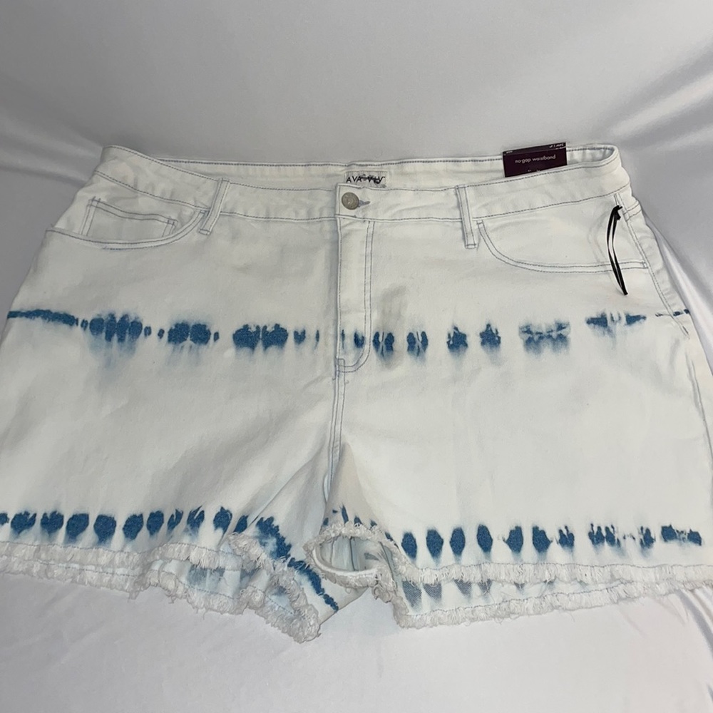 NWT Ava & Viv High Rise Midi Denim Shorts